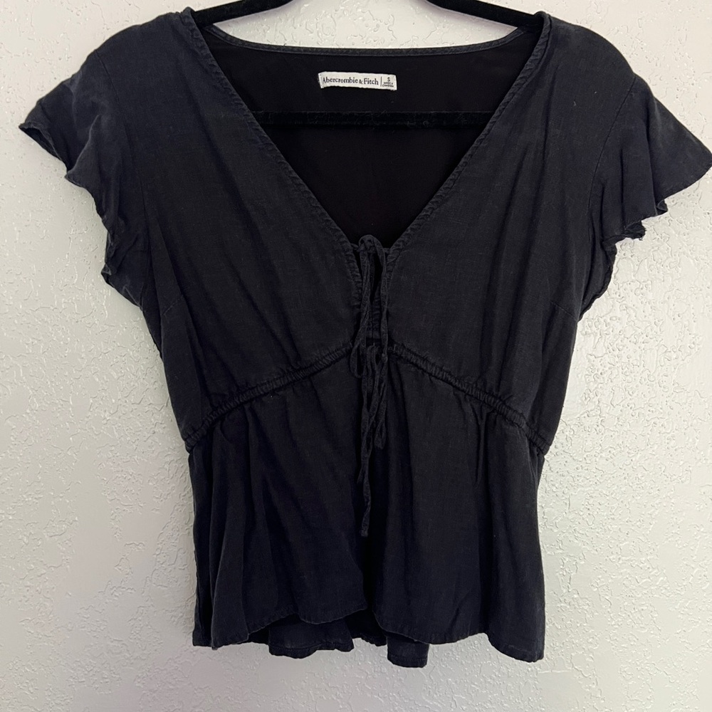 Abercrombie & Fitch Black Tie Front Flutter Sleeve Blouse Size S
